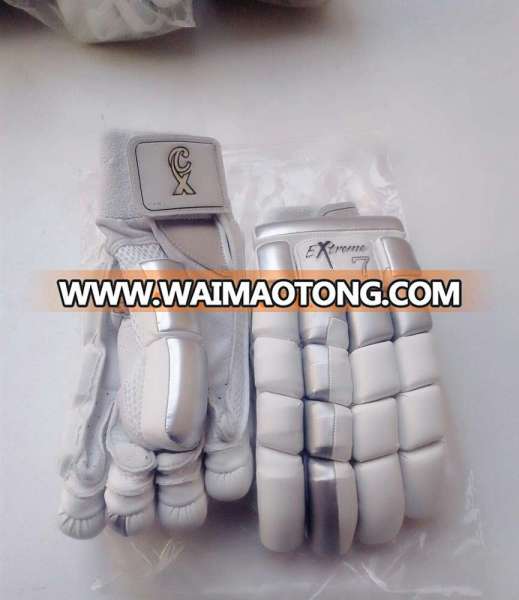 Cricket Batting Gloves Extreme 7 Cricket Gloves